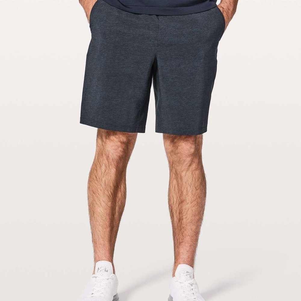Lululemon Pace Breaker Shorts *9"